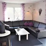 Dom wakacyjny Freistehendes Ferienhaus In Rerik Mit Sauna