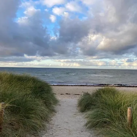 Freistehende In Mit Sauna *