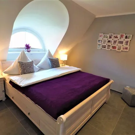 Holiday home Modern Detached In With Sauna *